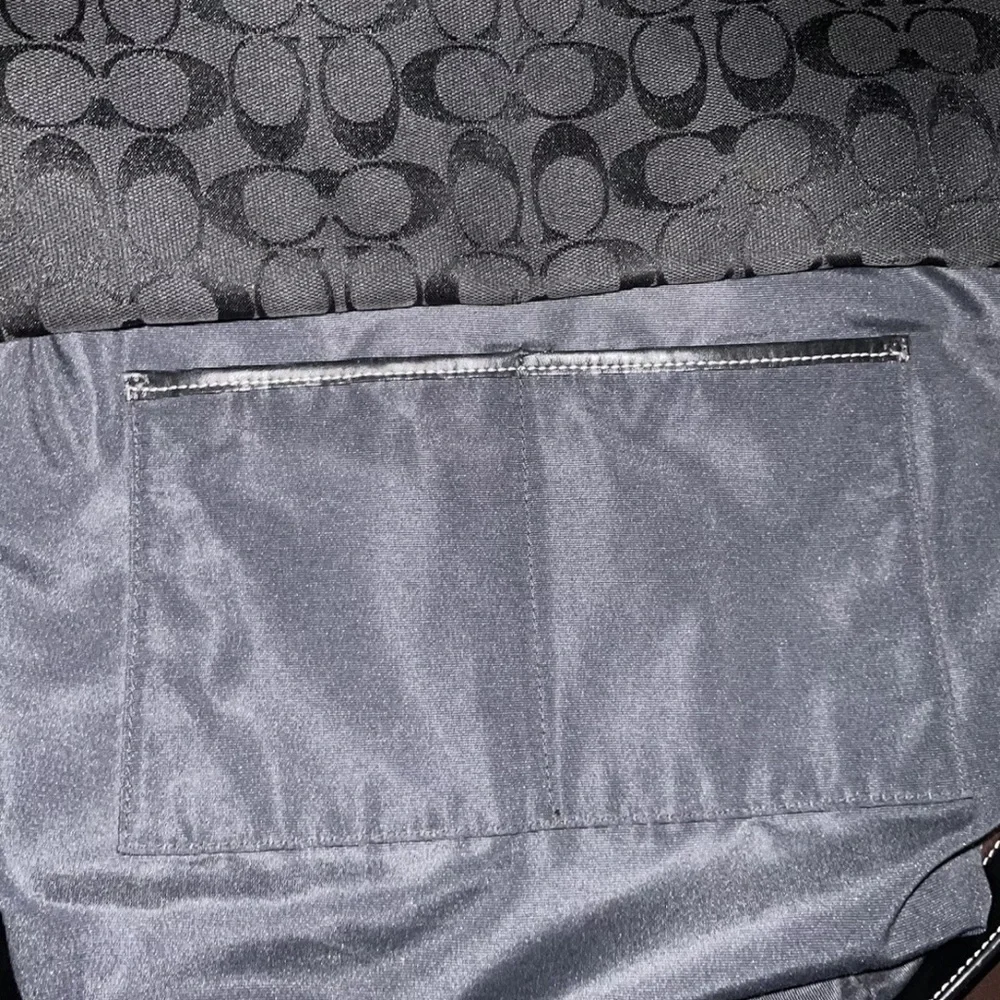 *vintage* Coach Large Black Tote - Picture 5 of 5